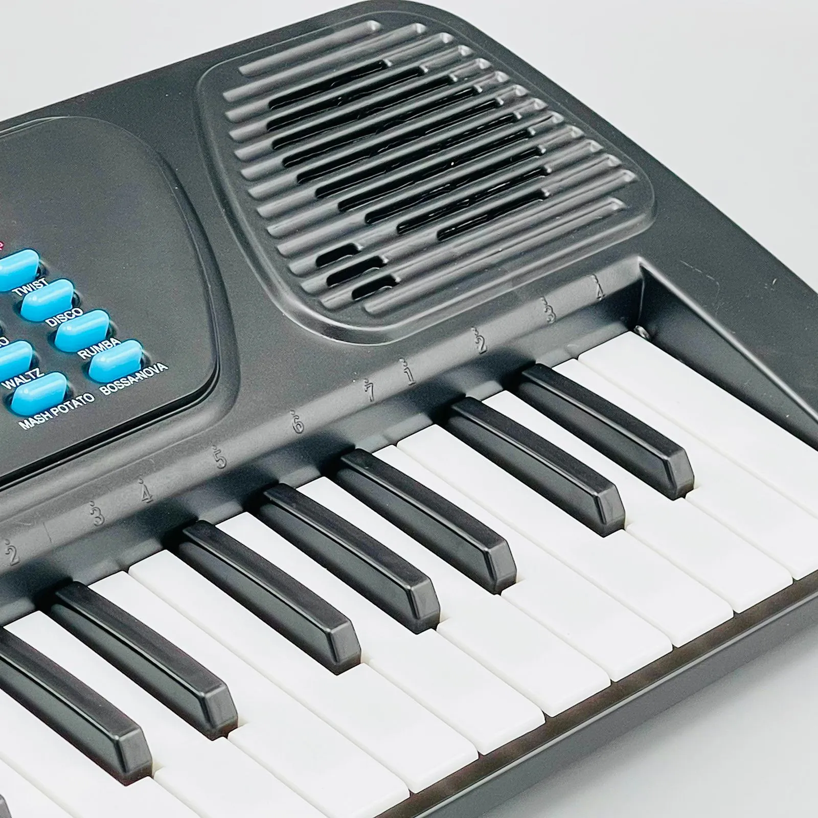 Big Fun 61 Keys Keyboard Piano , Piano for Kids With Microphone Portable Electronic Keyboards For Beginners Multi Keys Musical Toy for 3/4/5/6/7 Year Old Girls Boys - 61 Keys - Black image 5